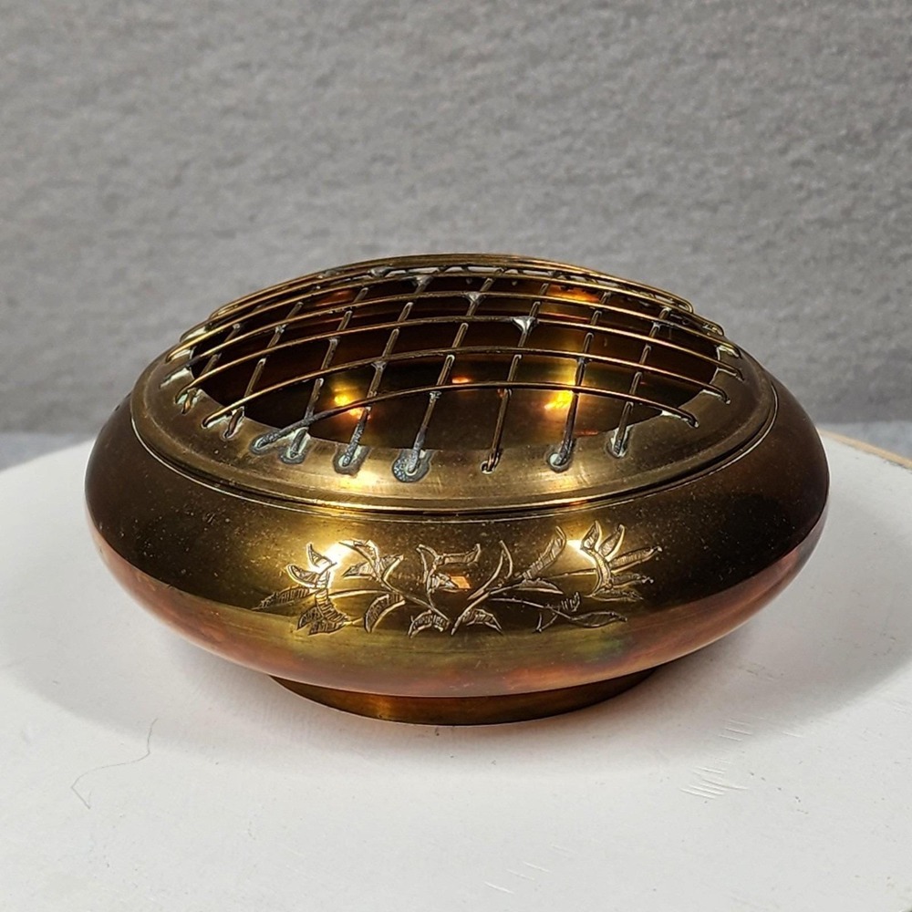 Vintage Brass Copper Flower Pot Frog Bowl 4in‎ Gold Metal Engraved India 80s